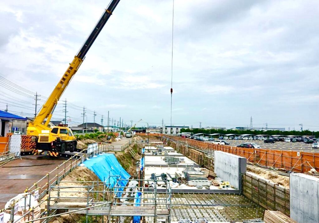 三重県 鈴鹿市 建設会社 土木 土木工事 造成工事 道路工事 宅地造成 河川工事 堰堤工事 舗装工事 排水路工事 擁壁工事 整地 重機